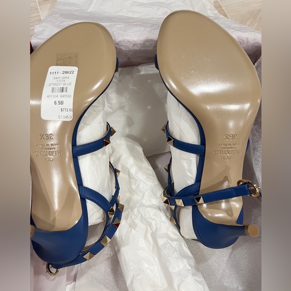 Brand New Valentino 70mm - Picture 2 of 5